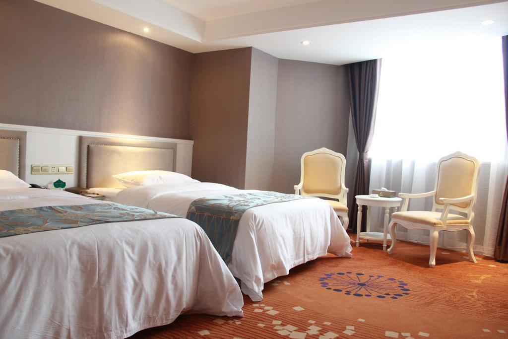 Zhufeng Hotel Csengtu Szoba fotó